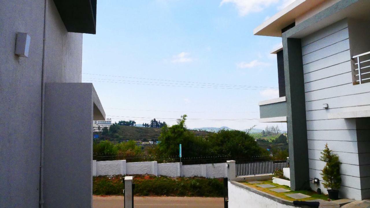 Albisville Hilltop Mansion Ooty Exterior photo